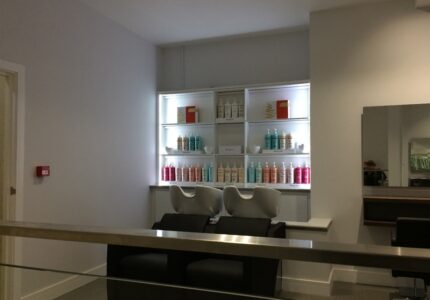 Hairdressers shop fitting